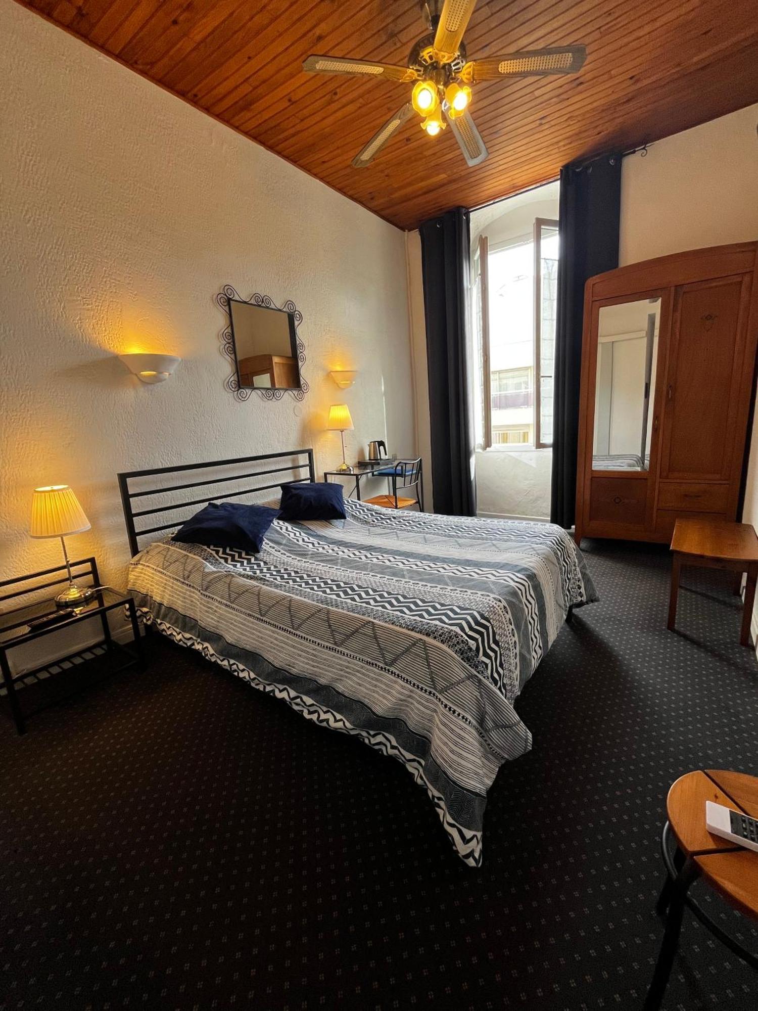 Nouvel Hotel Saint-Raphael  Ngoại thất bức ảnh